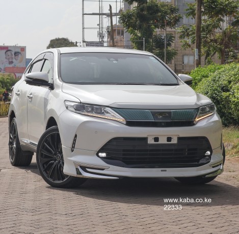 2017-toyota-harrier-big-3