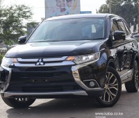 2017-mitsubishi-outlander-small-0