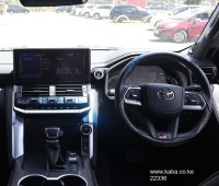 2021-toyota-gr-sport-small-1