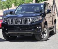 2018-toyota-prado-tx-small-3