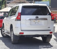 2018-toyota-prado-tx-small-3