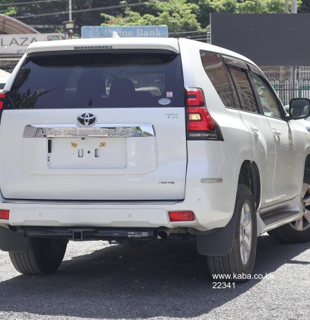 2018-toyota-prado-tx-big-5