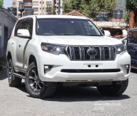 2018-toyota-prado-tx-small-6