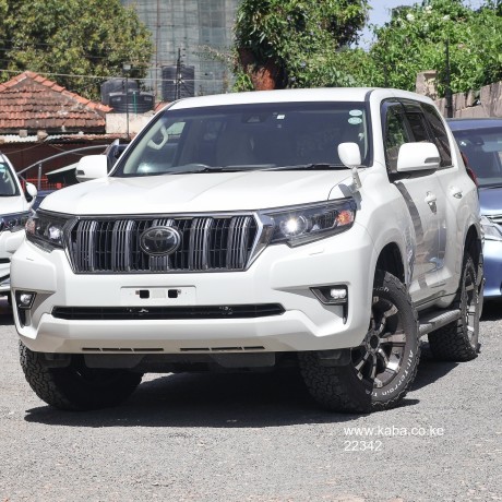 2018-toyota-prado-tx-big-8