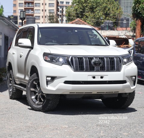 2018-toyota-prado-tx-big-6