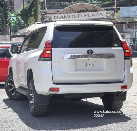 2018-toyota-prado-tx-big-7