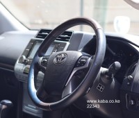 2018-toyota-prado-tx-small-8