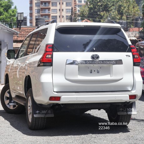 2018-toyota-prado-big-1