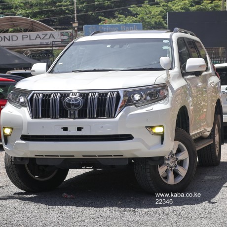 2018-toyota-prado-big-2