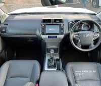 2017-toyota-prado-txl-small-8