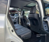 2017-toyota-prado-txl-small-11