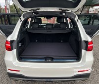 2017-mercedes-benz-glc250-small-1