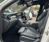 2017-mercedes-benz-glc250-small-6