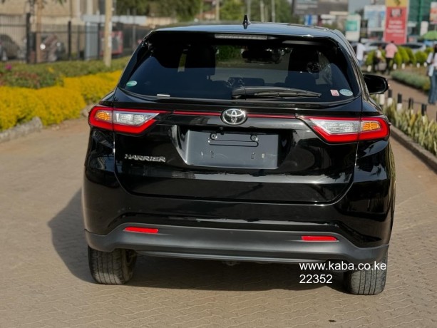 2018-toyota-harrier-big-2