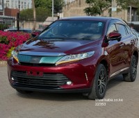 2018-toyota-harrier-small-1