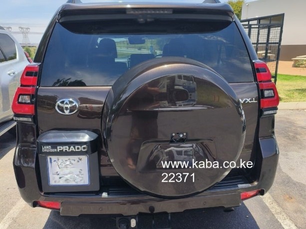 2021-toyota-prado-vx-l-big-2