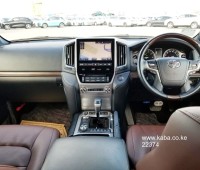 2018-toyota-landcruiser-zx-v8-petrol-small-6