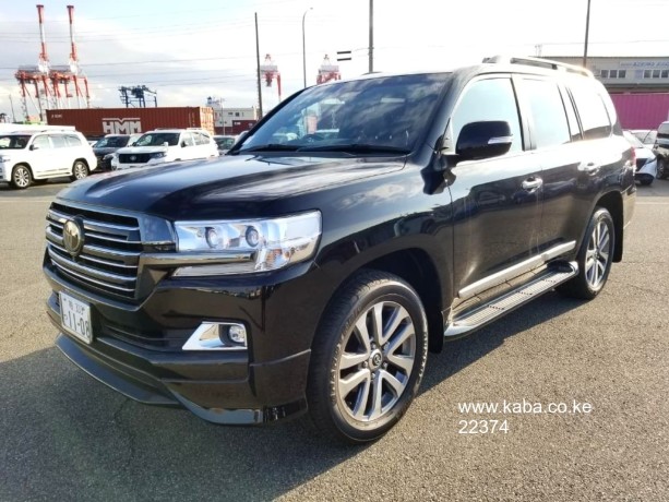 2018-toyota-landcruiser-zx-v8-petrol-big-0