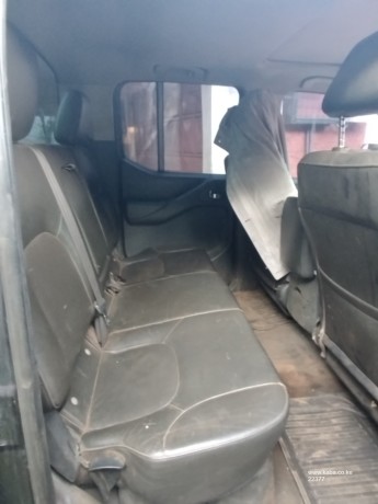 double-cabin-pickup-nissan-navara-for-sale-big-2