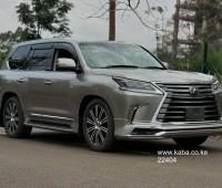 2018-lexus-lx-570-small-5