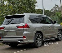 2018-lexus-lx-570-small-0