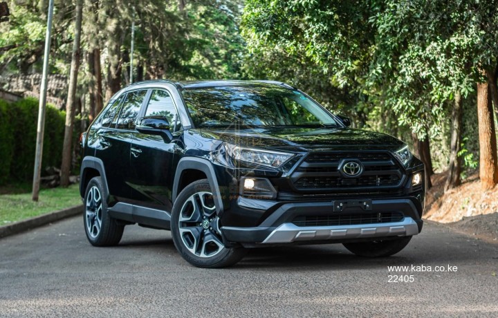 2019-toyota-rav4-big-3