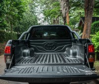 2019-toyota-hilux-trd-edition-small-9