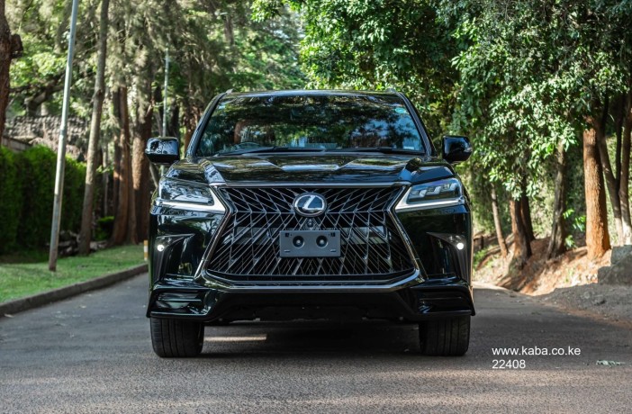 2018-lexus-lx-570-big-8