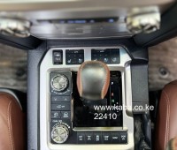 2017-toyota-landcruiser-zx-v8-small-5