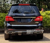 2017-mercedes-benz-gls350d-small-2