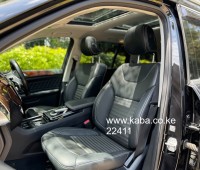 2017-mercedes-benz-gls350d-small-6