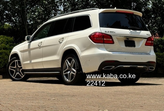 2017-mercedes-benz-gls350d-big-3