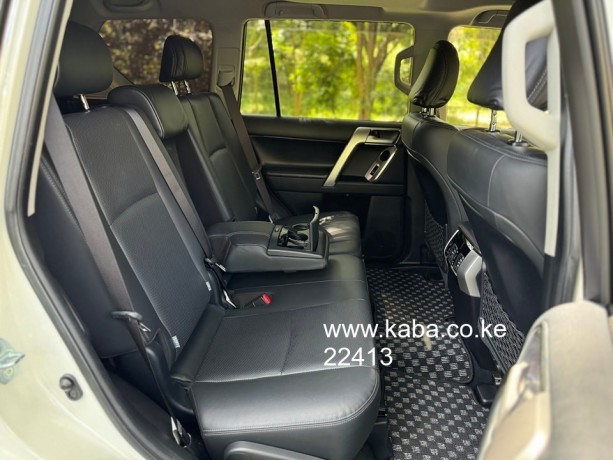 2019-toyotalandcruiser-prado-txl-big-3