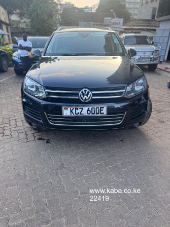 volkswagen-2012-petrol-3600cc-black-113000kms-big-0