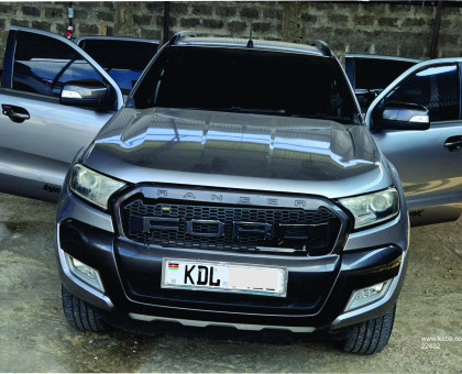 FORD RANGER WILDTRAK 2017 SILVER