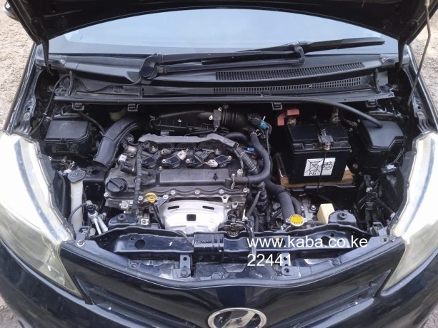 2014-toyota-vitz-for-sale-big-3