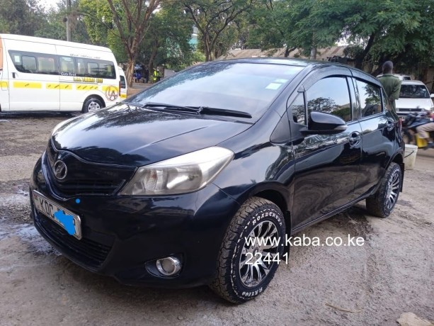 2014-toyota-vitz-for-sale-big-1