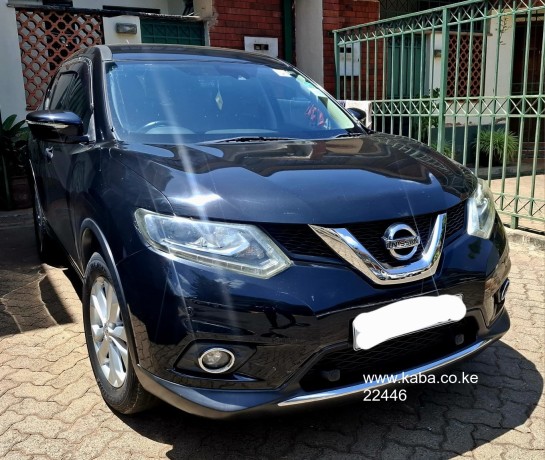 2016-nissan-x-trail-big-0