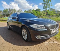 bmw-520i-small-0