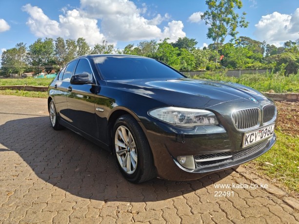 bmw-520i-big-0