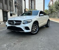 2018-glc250-coupe-amg-sunroof-small-4