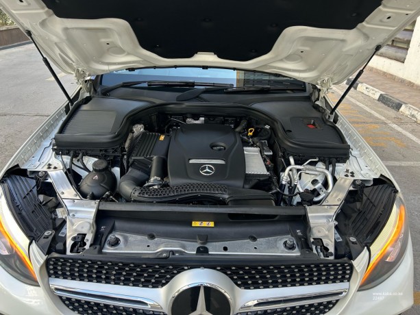 2018-glc250-coupe-amg-sunroof-big-8