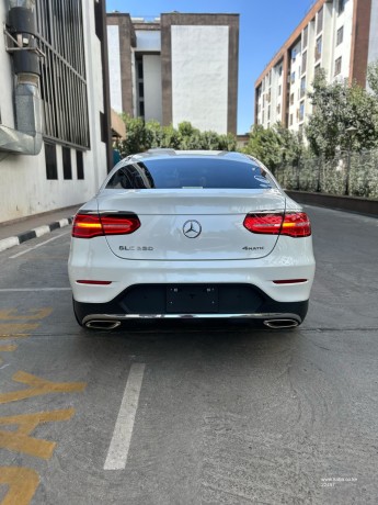 2018-glc250-coupe-amg-sunroof-big-7