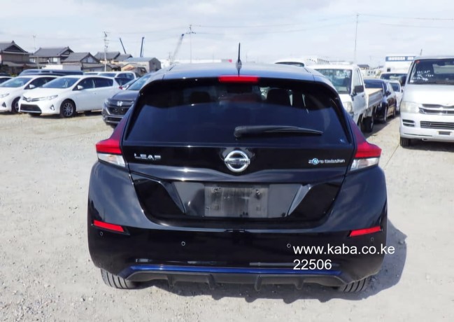 nissan-leaf-2019-eg-big-3