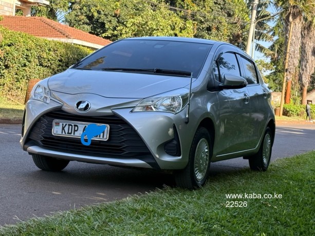 2017-toyota-vitz-for-sale-big-6