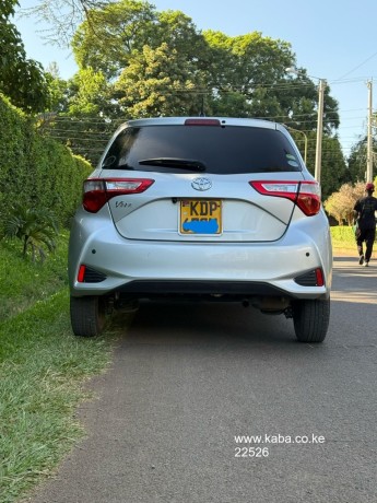 2017-toyota-vitz-for-sale-big-9