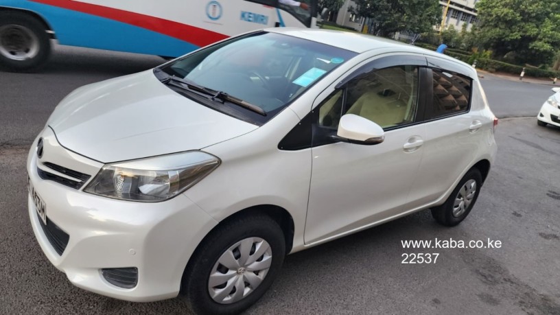 2014-toyota-vitz-for-sale-big-5