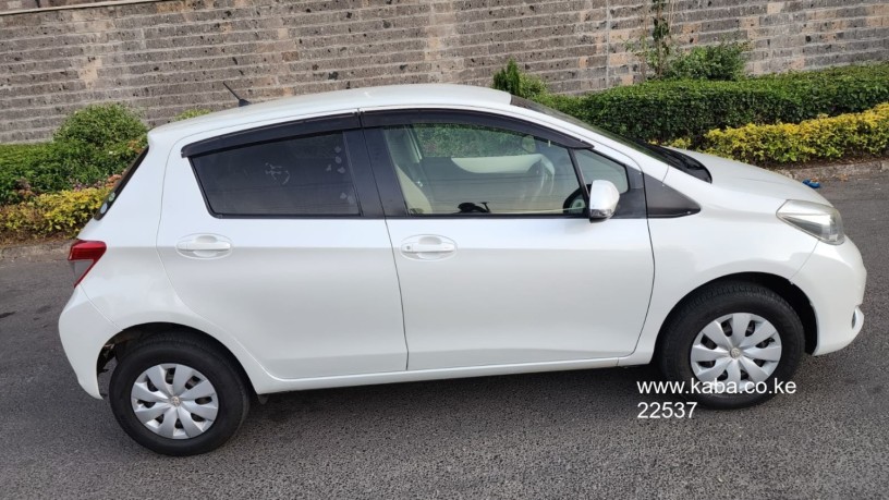 2014-toyota-vitz-for-sale-big-0