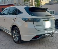 toyota-harrier-2016-model-small-3