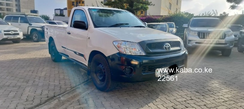 toyota-hilux-2009-model-big-0